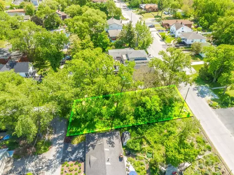 View/Area - 7710 Oak Ave, Gary, IN 46403 photo 2 of 15
