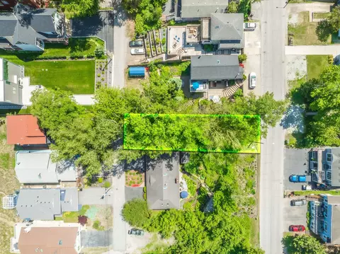 View/Area - 7710 Oak Ave, Gary, IN 46403 photo 1 of 15