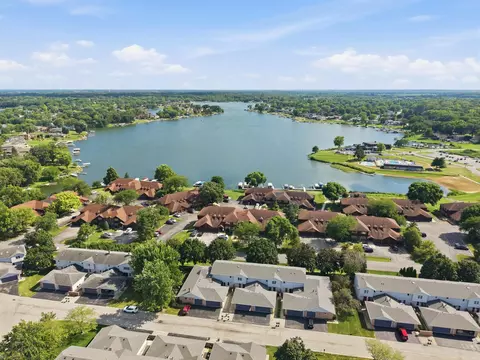 View/Area - 2529 E Lakeshore Dr #A-47, Crown Point, IN 46307 photo 3 of 7