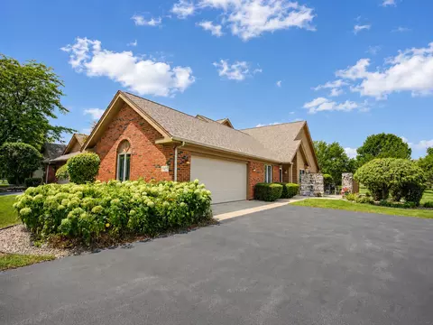 Other - 949 Cornwallis Ln, Munster, IN 46321 photo 1 of 3
