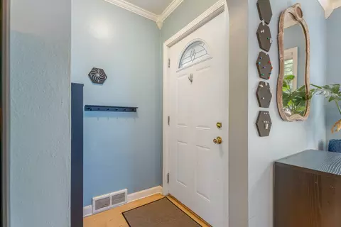 Entry Way - 8602 Maple Ave, Gary, IN 46403 photo 1 of 5