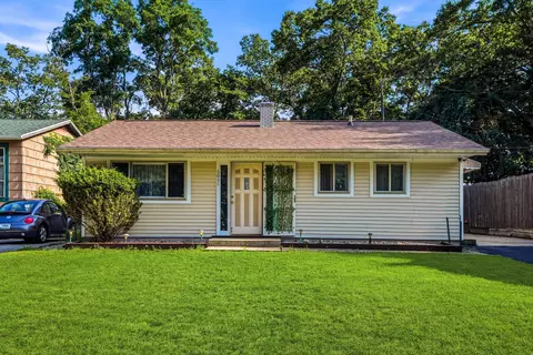 609 Washington Park Blvd, Michigan City, IN 46360