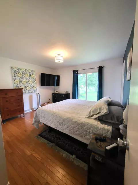 Bedroom - 268 S State Rd 2, Hebron, IN 46341 photo 5 of 10