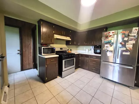 Kitchen - 268 S State Rd 2, Hebron, IN 46341 photo 5 of 6