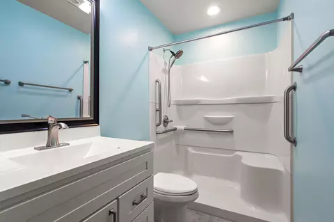 Bath - 44 Timrick Dr, Munster, IN 46321 photo 1 of 2
