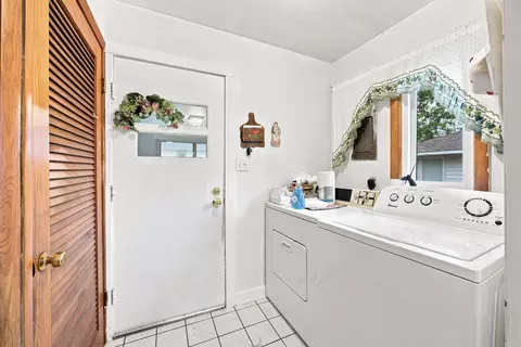Other - 203 N Wiggs St, Griffith, IN 46319 photo 4 of 4