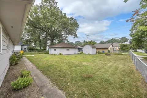 Exterior - 203 N Wiggs St, Griffith, IN 46319 photo 5 of 6