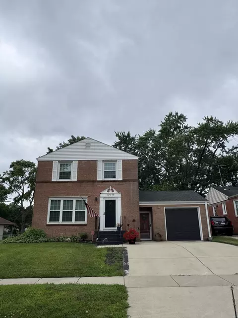 129 Beverly Blvd, Hobart, IN 46342