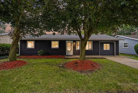 705 Plymouth Ct, Michigan City, IN 46360