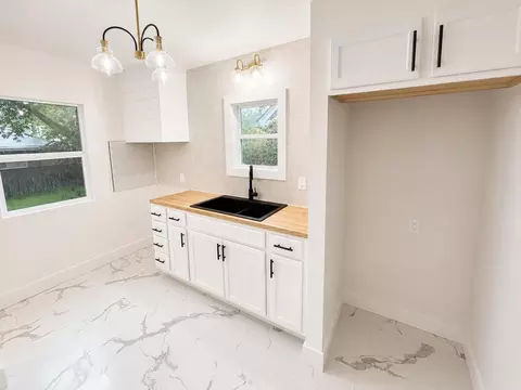 Kitchen - 4368 Delaware St, Gary, IN 46409 photo 1 of 3