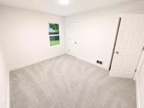 Bedroom - 4368 Delaware St, Gary, IN 46409 photo 2 of 4