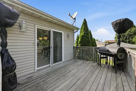 Exterior - 3909 Brookside Dr, Crown Point, IN 46307 photo 5 of 8