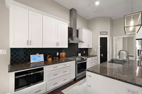 Kitchen - 3054 Peacock Ln, Wheatfield, IN 46392 photo 5 of 7