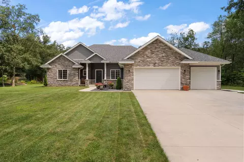 Exterior - 3054 Peacock Ln, Wheatfield, IN 46392 photo 5 of 16