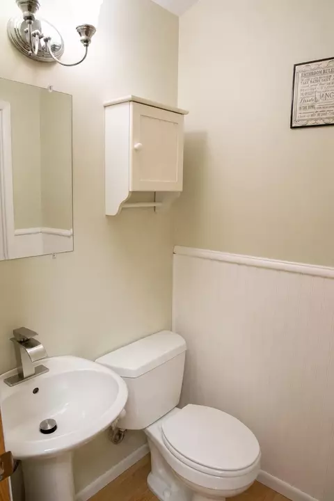 Bath - 4764 Ralston Pl, Griffith, IN 46319 photo 2 of 2