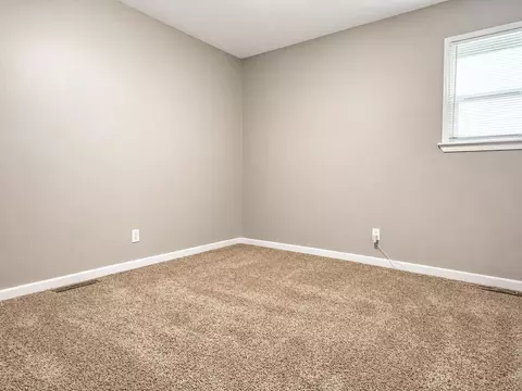 Bedroom - 4764 Ralston Pl, Griffith, IN 46319 photo 4 of 7