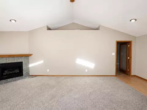 Living - 4764 Ralston Pl, Griffith, IN 46319 photo 5 of 6