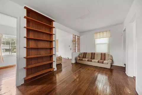 Living - 6108 Hemlock Ave, Gary, IN 46403 photo 4 of 5
