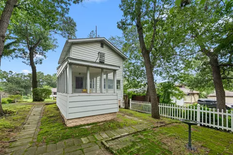 Exterior - 6108 Hemlock Ave, Gary, IN 46403 photo 4 of 5