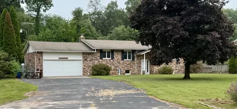 5060 S Woodland Dr, North Judson, IN 46366