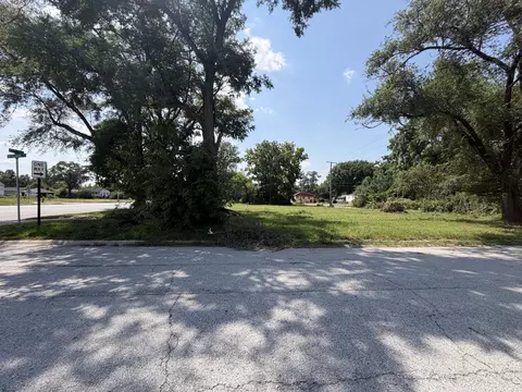 1114 W 25th Ave, Gary, IN 46407 photo 2