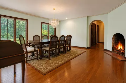 Dining - 720-730 Roy St, Dyer, IN 46311 photo 3 of 5