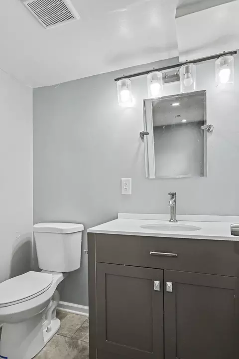 Bath - 4441 E 13th, Gary, IN 46403 photo 3 of 4