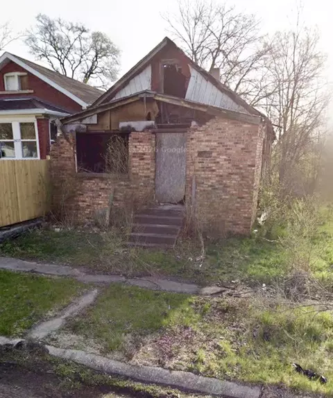 2443 Delaware St, Gary, IN 46407 photo 1