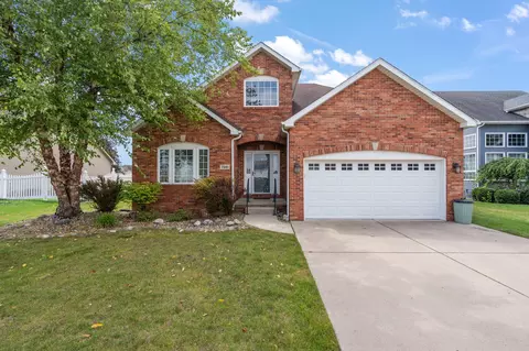 Exterior - 7241 E 104th Pl, Crown Point, IN 46307 photo 6 of 6