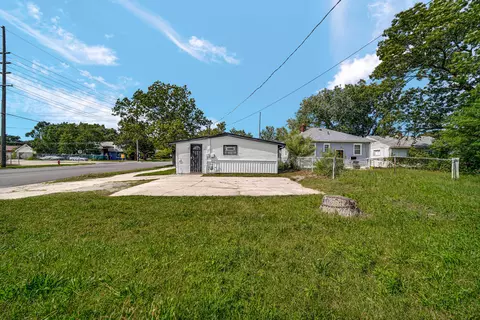 Exterior - 2101 Chase St, Gary, IN 46404 photo 3 of 5