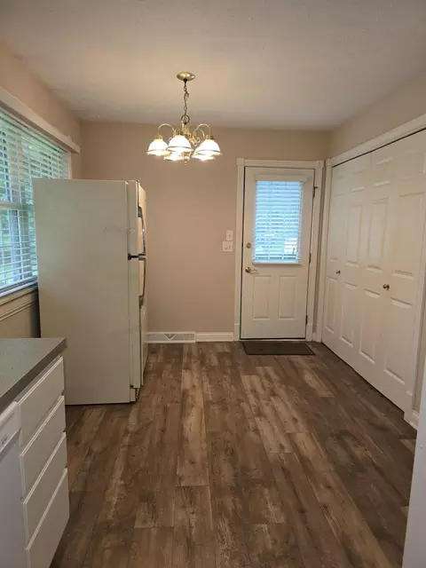 Kitchen - 3430 E Smoky Row, Carmel, IN 46033 photo 3 of 3