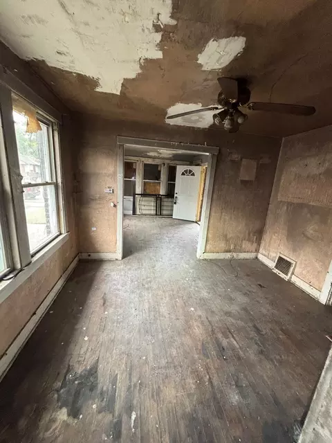 801 Tennessee St, Gary, IN 46402 photo 7