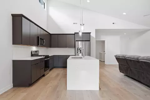 Kitchen - 257 Nomo Pl, Crown Point, IN 46307 photo 1 of 5