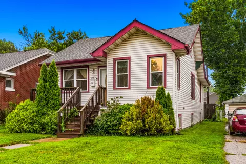 253 E Oakwood St, Hammond, IN 46324