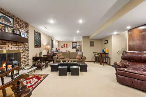 Living - 8144 Tapper Ave, Munster, IN 46321 photo 3 of 4