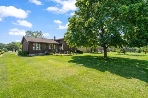 Exterior - 8144 Tapper Ave, Munster, IN 46321 photo 7 of 7
