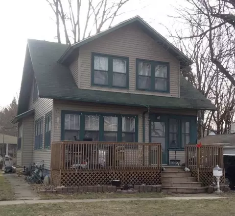 107 F St, La Porte, IN 46350