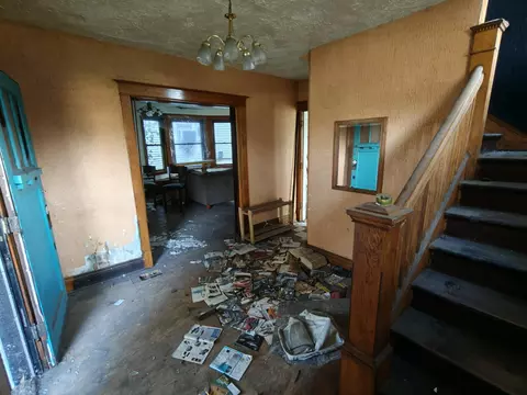 Entry Way - 708 Harrison St, Gary, IN 46402 photo 3 of 11