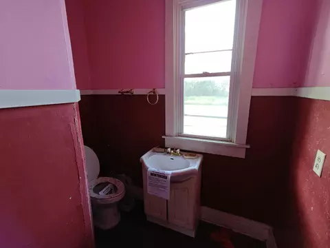 Bath - 708 Harrison St, Gary, IN 46402 photo 1 of 2