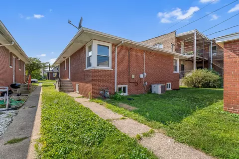Exterior - 1609 Davis Ave, Whiting, IN 46394 photo 6 of 8