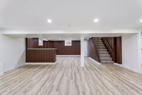 Living - 1609 Davis Ave, Whiting, IN 46394 photo 6 of 9