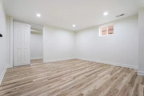 Bedroom - 1609 Davis Ave, Whiting, IN 46394 photo 6 of 6