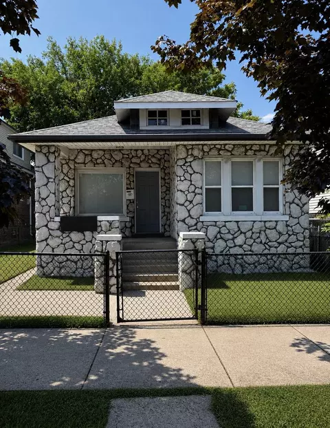 3718 Hemlock St, East Chicago, IN 46312