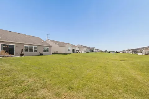 Exterior - 15406 W 102nd Pl, Dyer, IN 46311 photo 2 of 3
