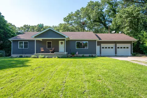 415 Woodlawn Ave, Michigan City, IN 46360