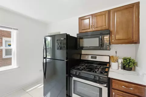 Kitchen - 2903 Wabash Ave, Gary, IN 46404 photo 3 of 3