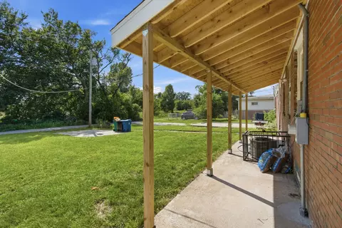Exterior - 2903 Wabash Ave, Gary, IN 46404 photo 3 of 5