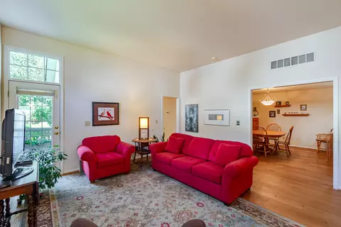 Living - 206 Fieldstone Dr, Porter, IN 46304 photo 3 of 3