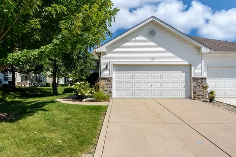 Exterior - 206 Fieldstone Dr, Porter, IN 46304 photo 2 of 3