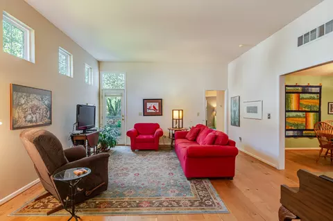 Living - 206 Fieldstone Dr, Porter, IN 46304 photo 1 of 3